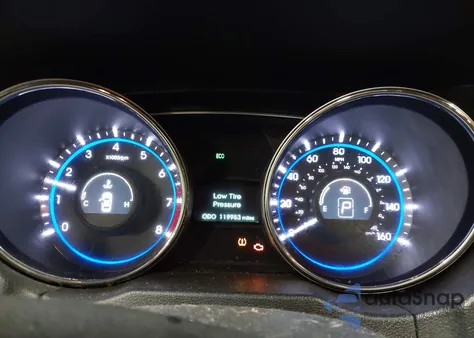 2013 Hyundai Sonata Limited z USA, uszkodzony, nr VIN 5NPEC4AC1DH699936